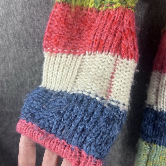 Boho Rainbow Crochet Cardigan Jacket Art To Wear Large Buttons Hooded Size S/M - Picture 11 of 11